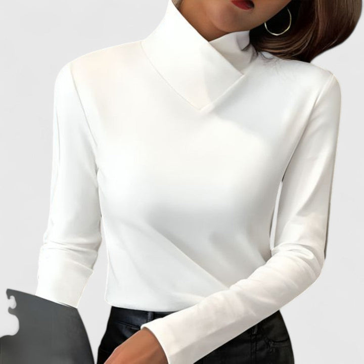 Clair | Elegant Turtleneck