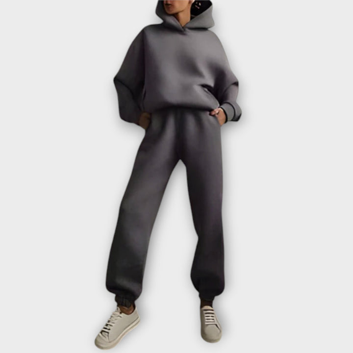Mery | Cozy Suit