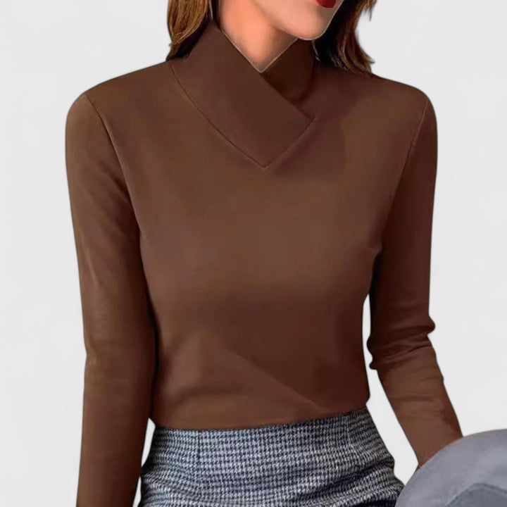 Clair | Elegant Turtleneck