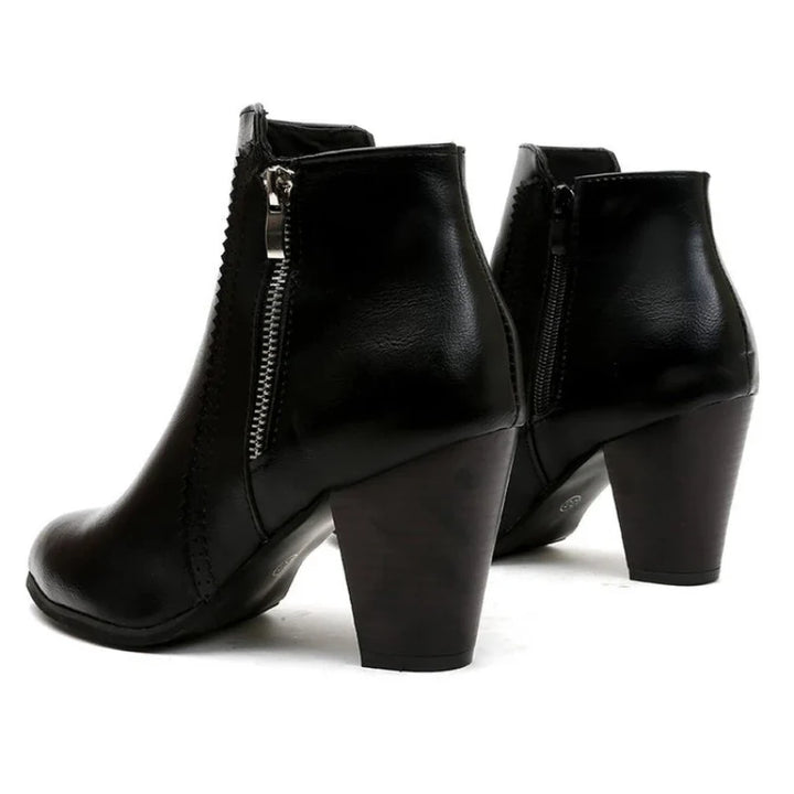 Chinny | Chunky Boots
