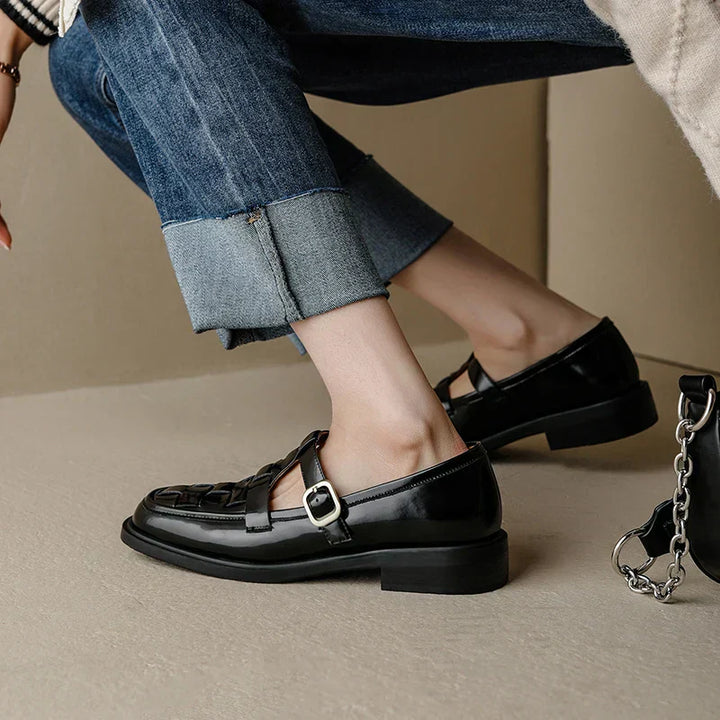 Lumier | Retro Flats