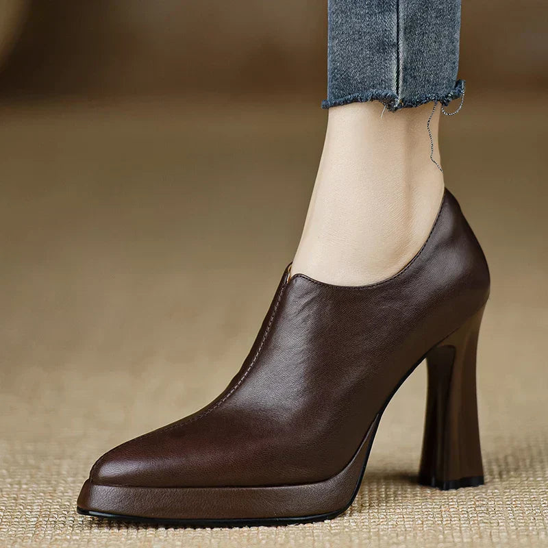 Carinia | Stylish Pumps
