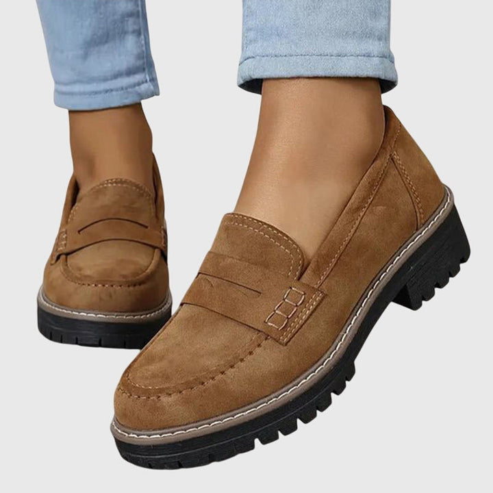 Melania | Suede Loafers
