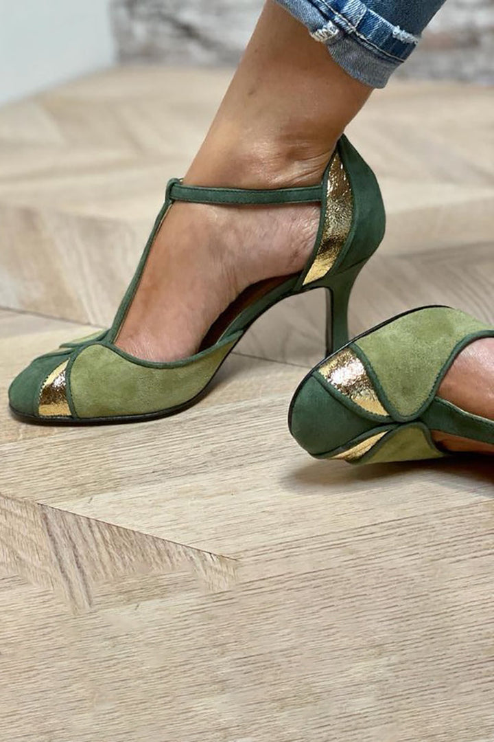 Taviana | T-Strap Heels