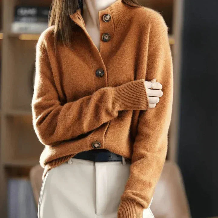 Arria | Button Cardigan