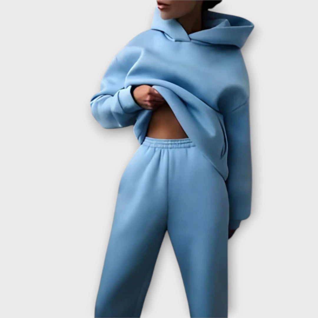 Mery | Cozy Suit