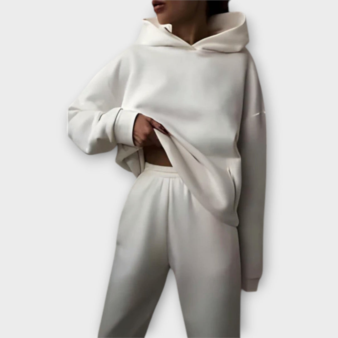 Mery | Cozy Suit