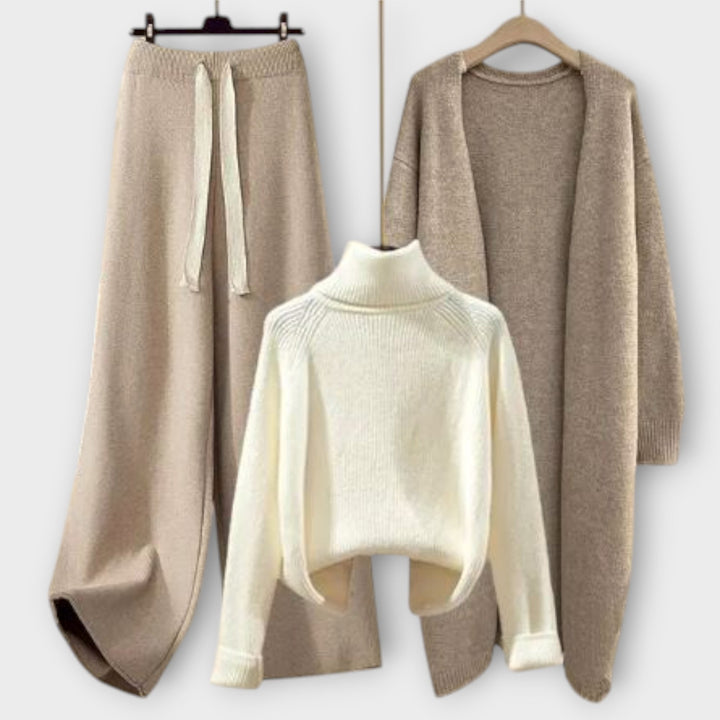 Cassey | Three-Piece Set